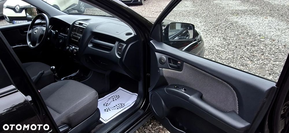 Kia Sportage 2.0 2WD Cup - 17