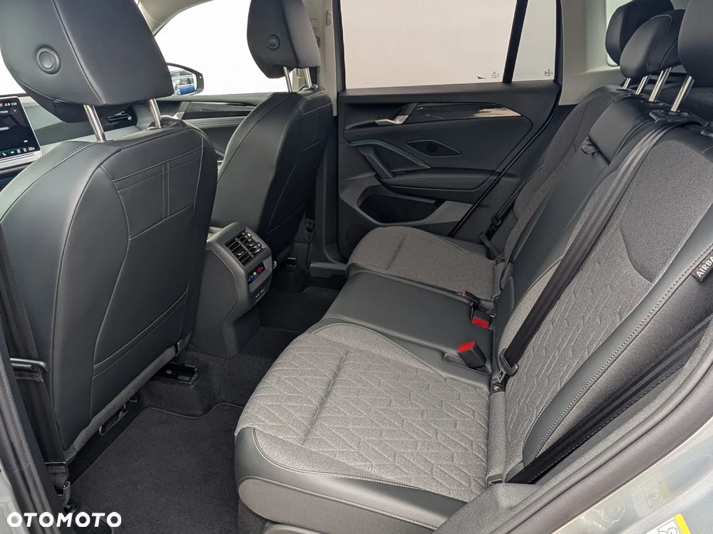 Volkswagen Tiguan 1.5 eTSI Life DSG - 9