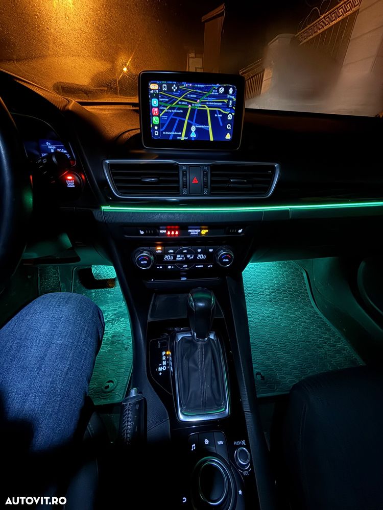 Mazda 3 G120 AT Attraction - 4