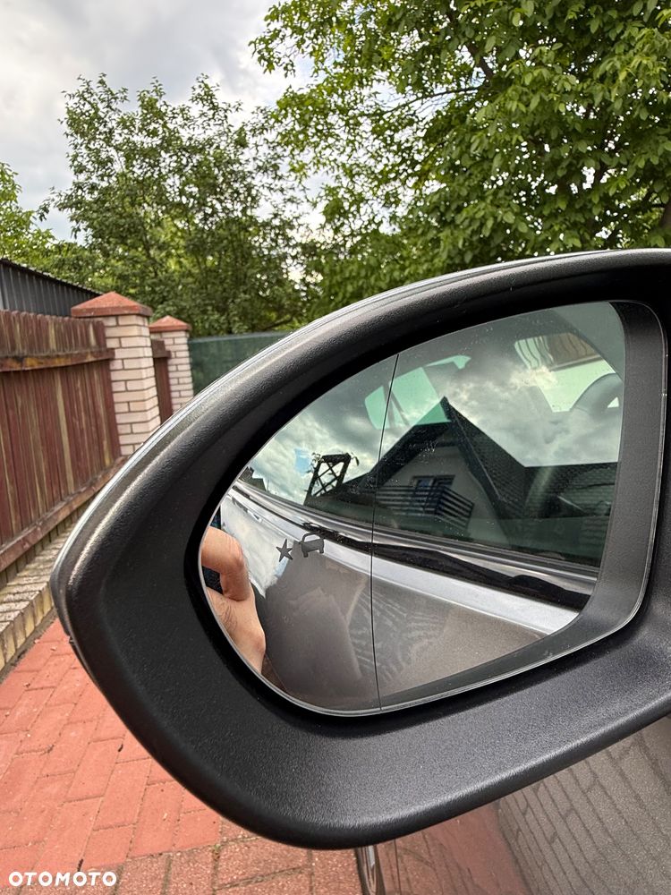 Opel Insignia - 4