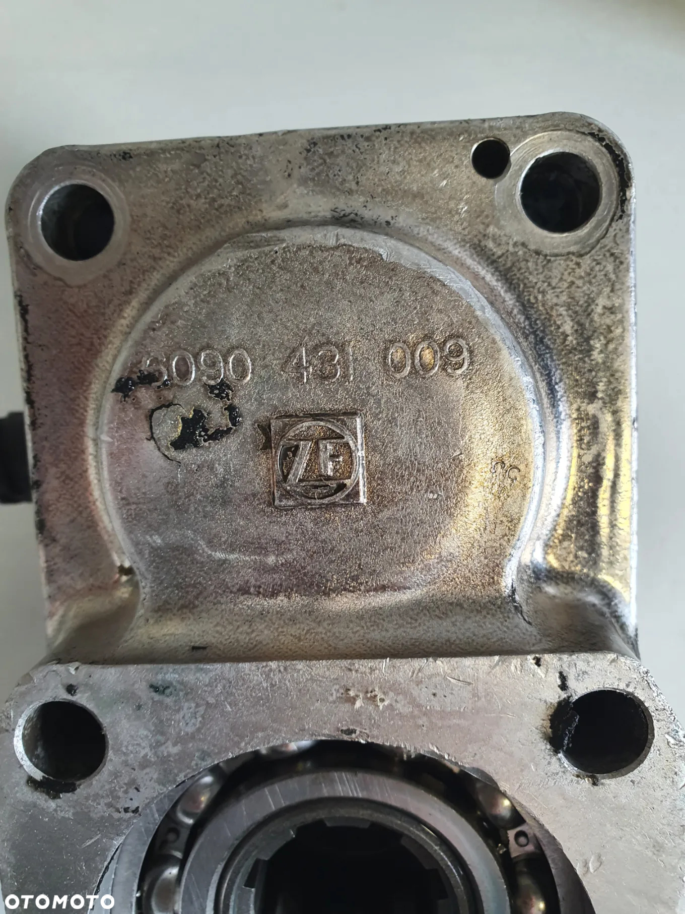 Przystawka PTO NH4C ZF MAN 81381006773, 6090042021, 6090042024 - 2