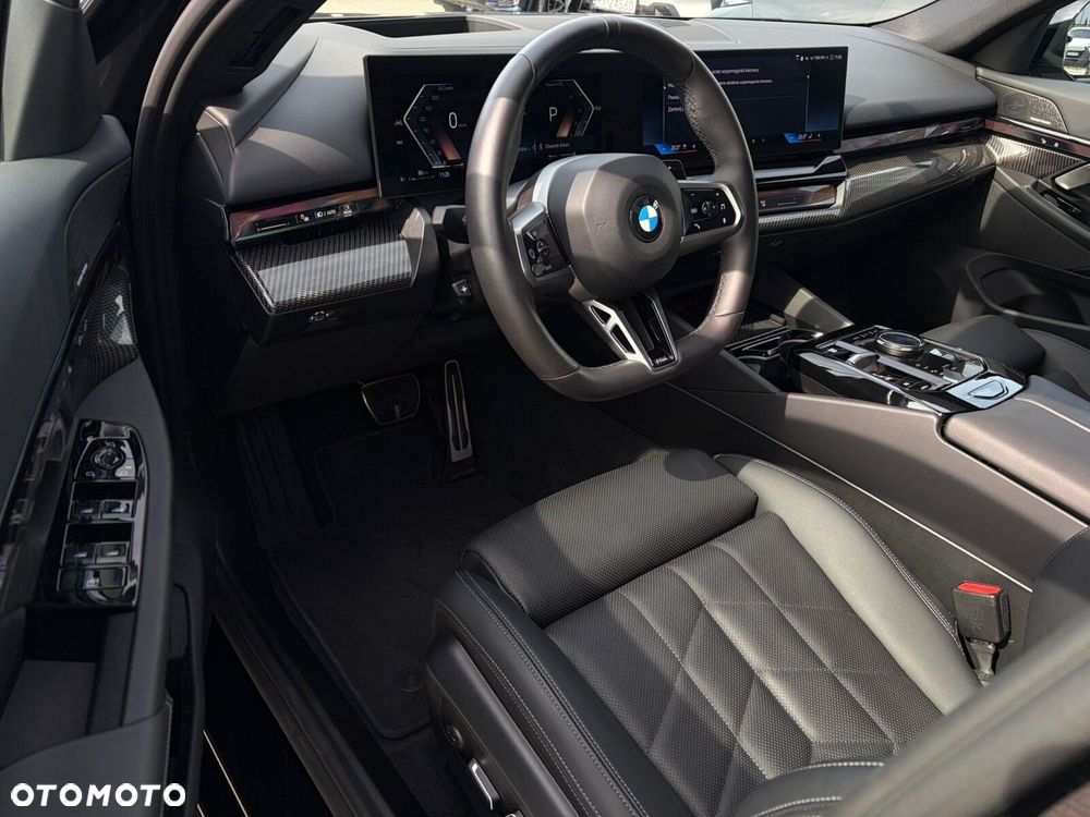 BMW Seria 5 520d xDrive mHEV M Sport - 12