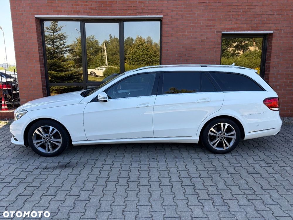 Mercedes-Benz Klasa E 250 CDI 7G-TRONIC Elegance - 27