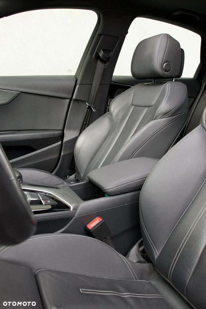 Audi A4 2.0 TFSI Quattro S tronic - 25