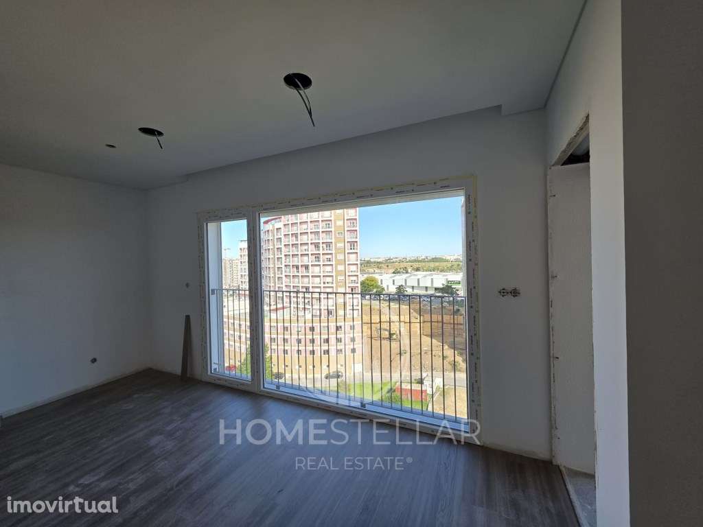 Apartamento T3 Santa Marta do Pinhal - Grande imagem: 3/16