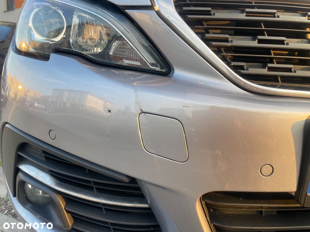 Peugeot 308 1.2 PureTech Allure S&S - 11