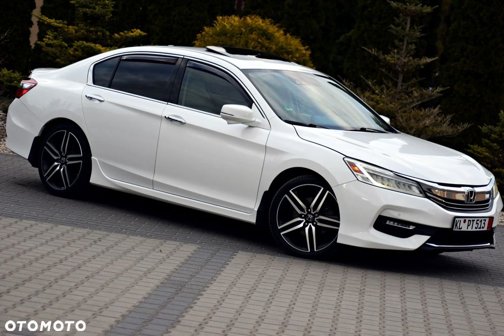 Honda Accord - 25