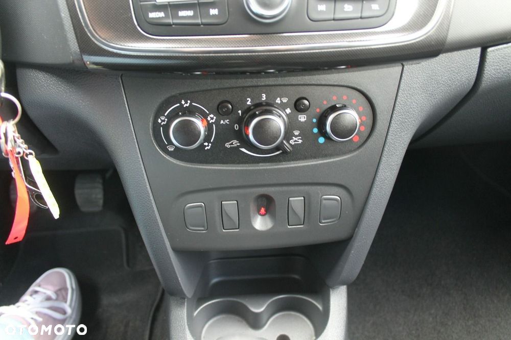 Dacia Sandero - 17