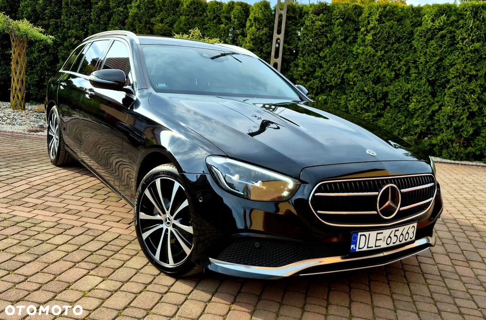 Mercedes-Benz Klasa E - 9
