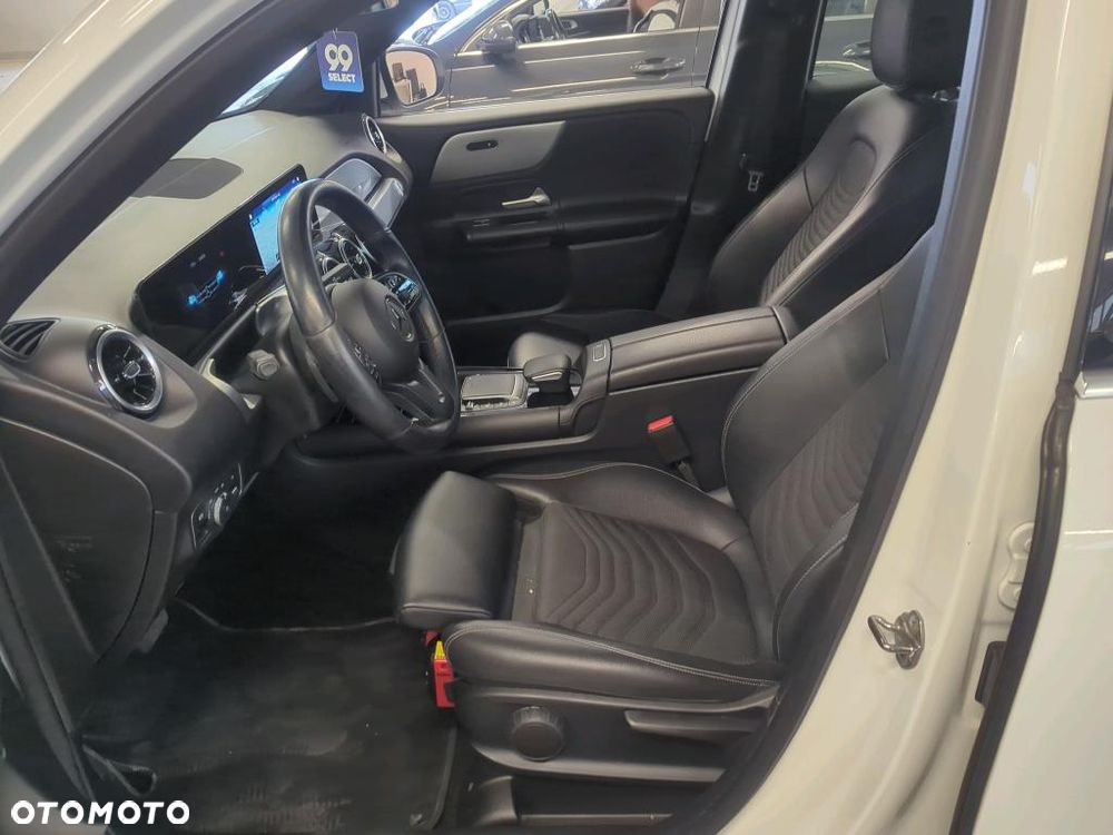 Mercedes-Benz GLB 200 7G-DCT - 8