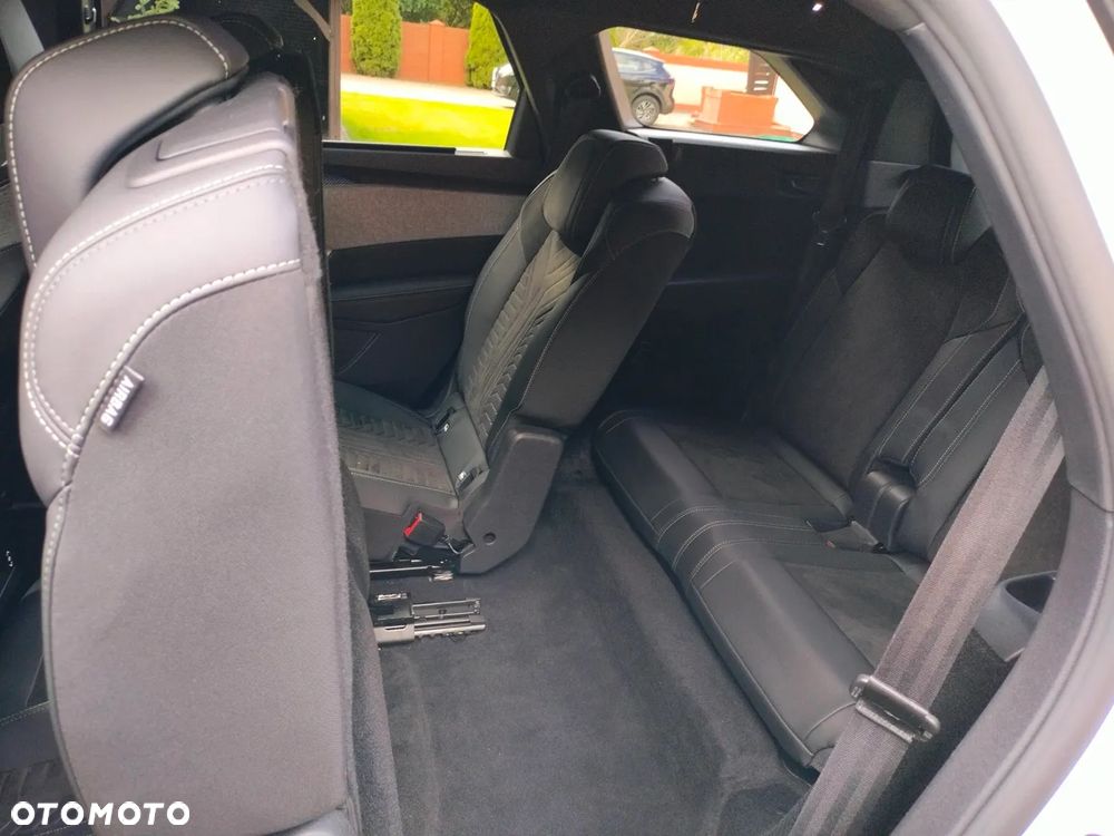 Peugeot 5008 1.2 PureTech mHEV GT S&S e-DCS6 - 14