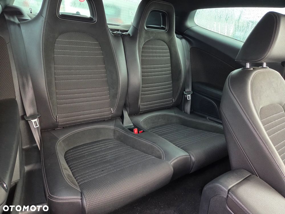 Volkswagen Scirocco 1.4 TSI Life - 31