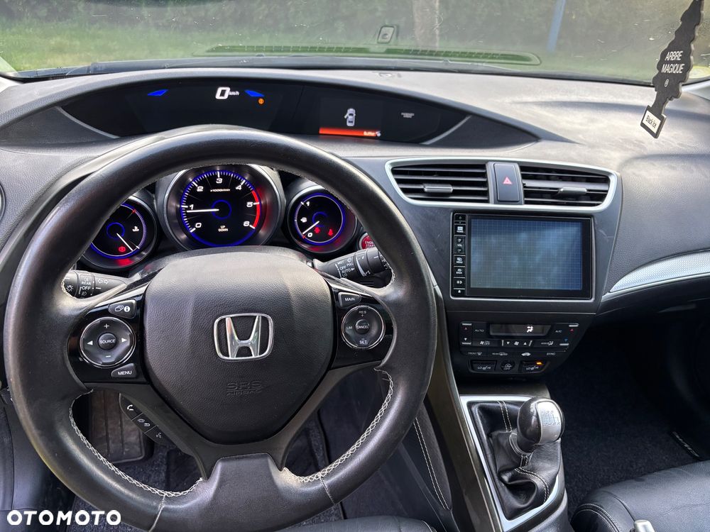 Honda Civic 1.6 i-DTEC Comfort Black Edition - 16