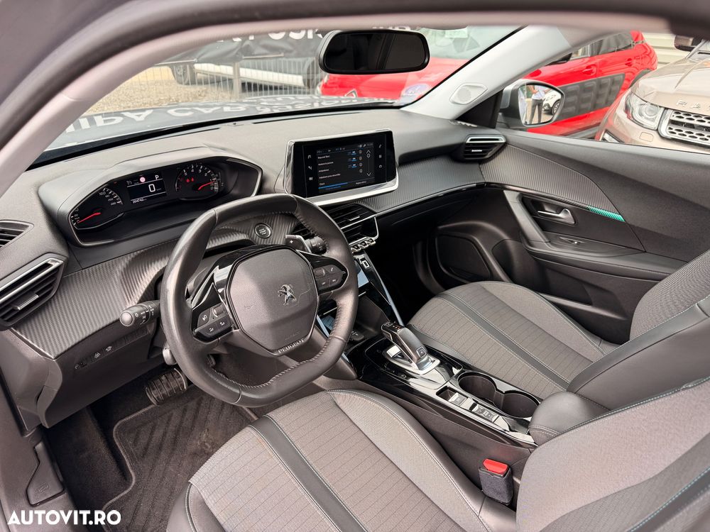Peugeot 2008 PureTech 130 EAT8 Allure Pack - 7