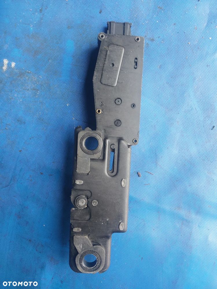 Zamek siłownik tylnej klapy dociąg AUDI A4 S4 RS4 Allroad 8K 8KH B8 AVANT A6 S6 RS6 ALLROAD 4F 4FH C6 AVANT Q5 SQ5 8R Q7 4L Skoda Superb - 2