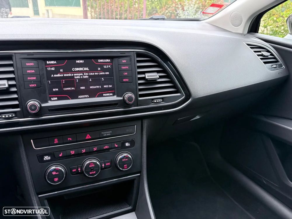 SEAT Leon ST 1.6 TDI S&S 4Drive Style - 44