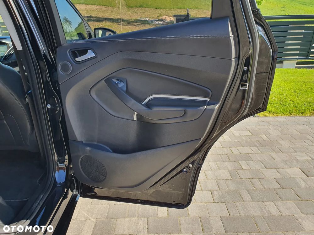 Ford Kuga 2.0 TDCi 4x4 Vignale - 18