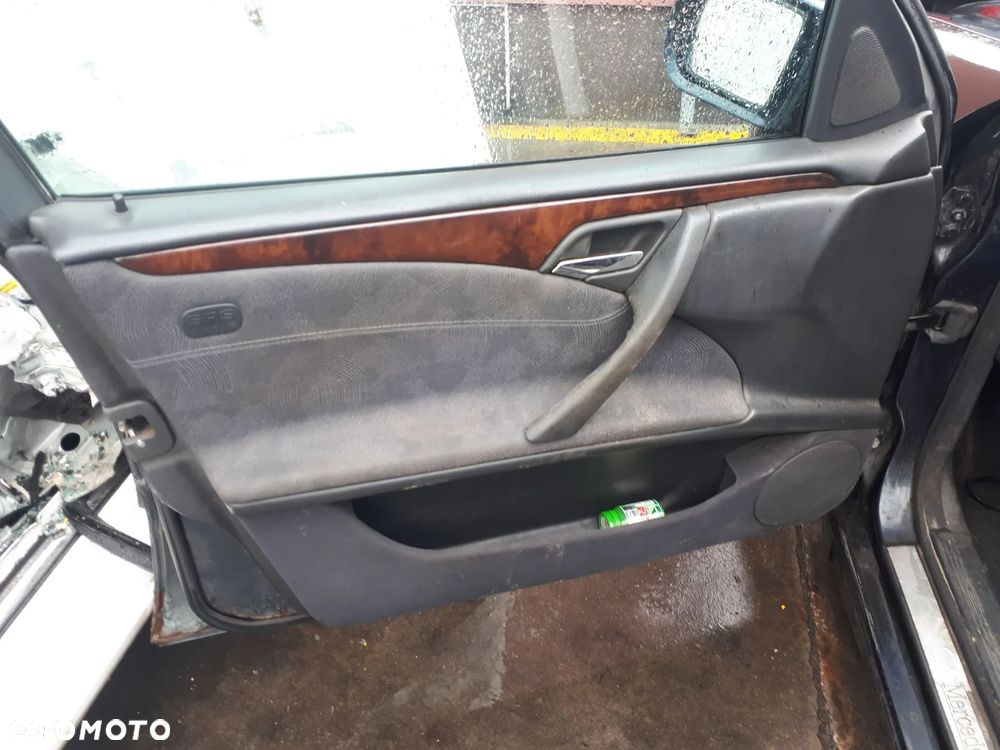 MERCEDES E KLASA W210 LIFT 2.7 CDI RADIO NAWIGACJA ORYGINALNE - 4