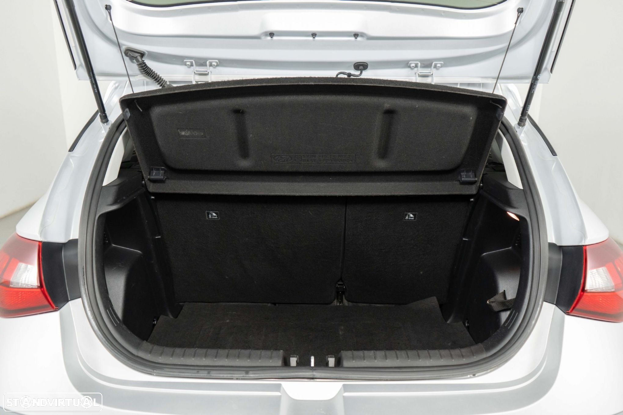 Hyundai i20 1.0 T-GDI Style - 12