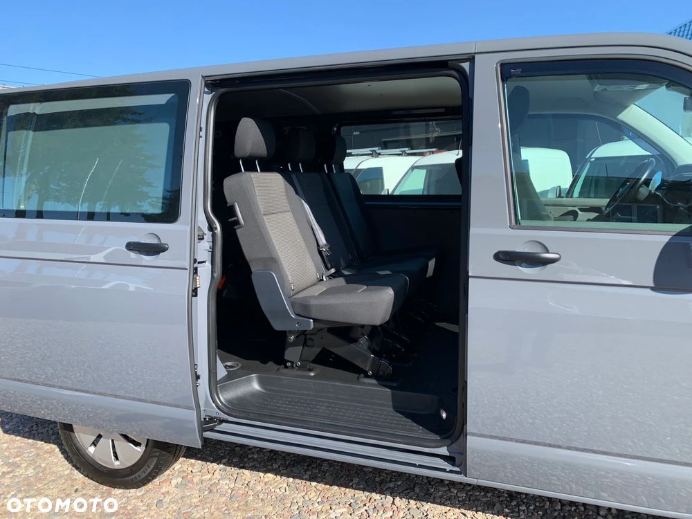 Volkswagen TRANSPORTER T6 TRWAŁY TDI SILNIK DNA 2.0TDI MOC 150KM DSG 7 MOCNA SKRZYNIA DQ-500 AUTOMAT, ZABUDOWA KOMBI VAN MINIBUS SPECJALNA CARAVELLE Reflektory FULL-LED Przód,  Lampy FULL-LED Tył, Kamera, Radar, Czujniki zmiany pasa, 2x boczne drzwi przesuwne! Aktywny tempomat, Podgrzewane fotele, Dwustrefowa Klimatyzacja i ogrzewanie! Fabryczne oryginał WEBASTO 5kW THERMO COMFORT SE Szybkie nagrzewanie silnika zimą! Ilość miejsc 9 osobowy - 34