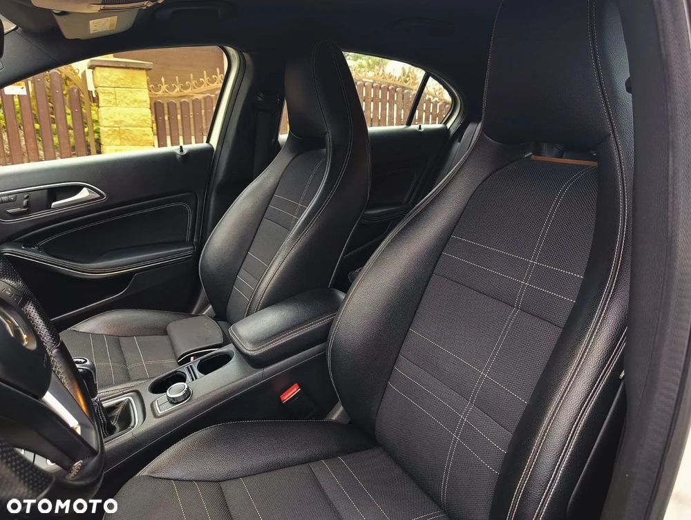 Mercedes-Benz Klasa A 180 (BlueEFFICIENCY) Urban - 6