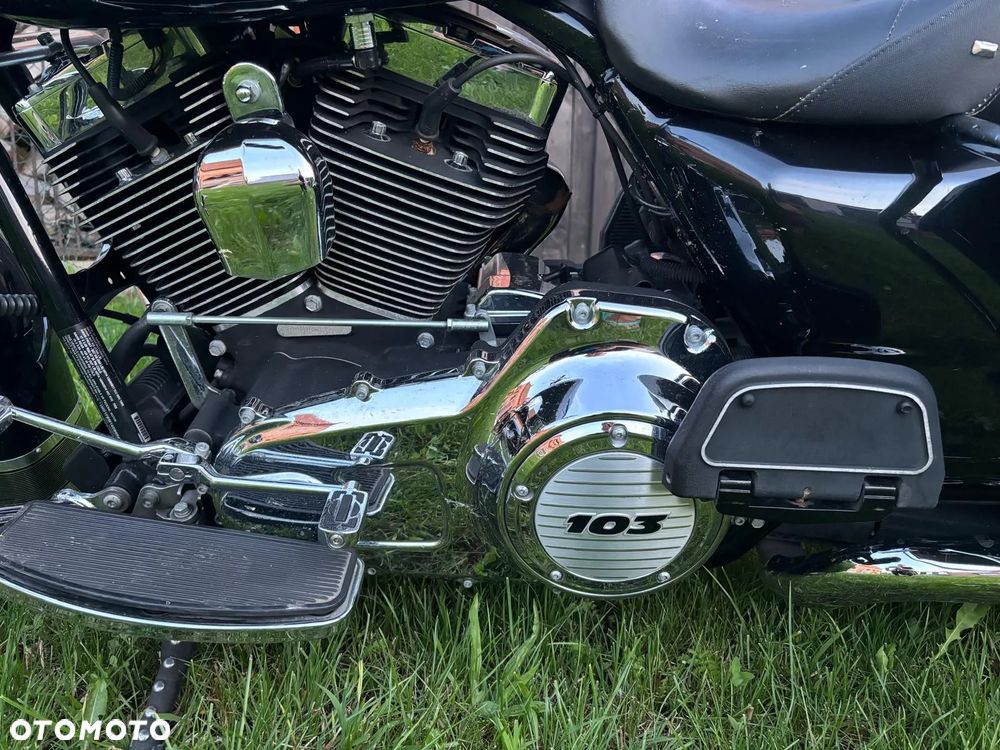 Harley-Davidson Touring Road King - 9