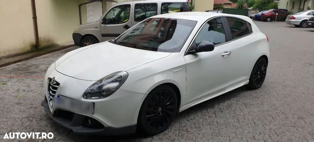 Alfa Romeo Giulietta 1.6 Mjet Distinctive - 4