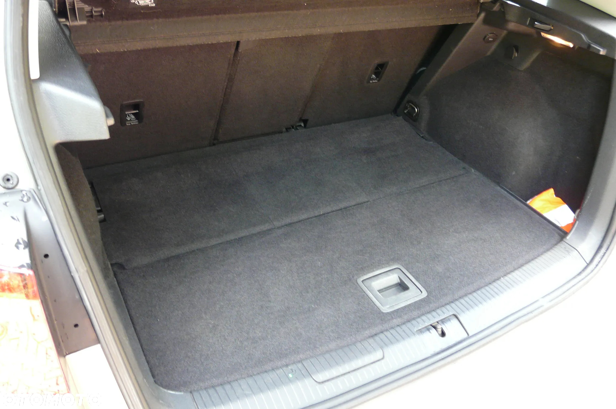 Volkswagen Golf Sportsvan 1.5 TSI ACT DSG Comfortline - 30