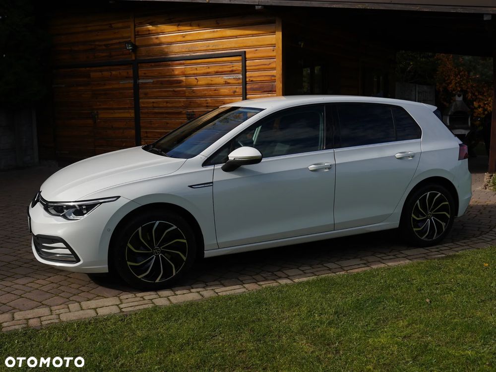 Volkswagen Golf 1.5 eTSI Style DSG - 16