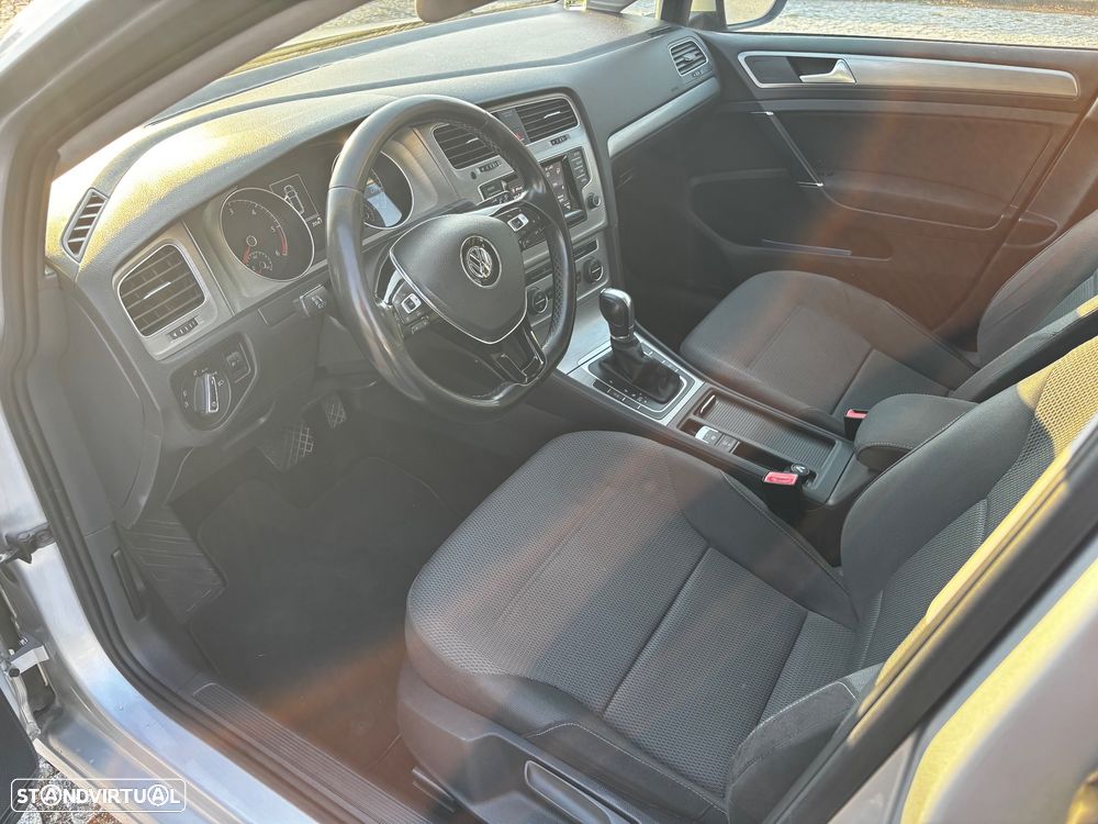 VW Golf Variant - 18