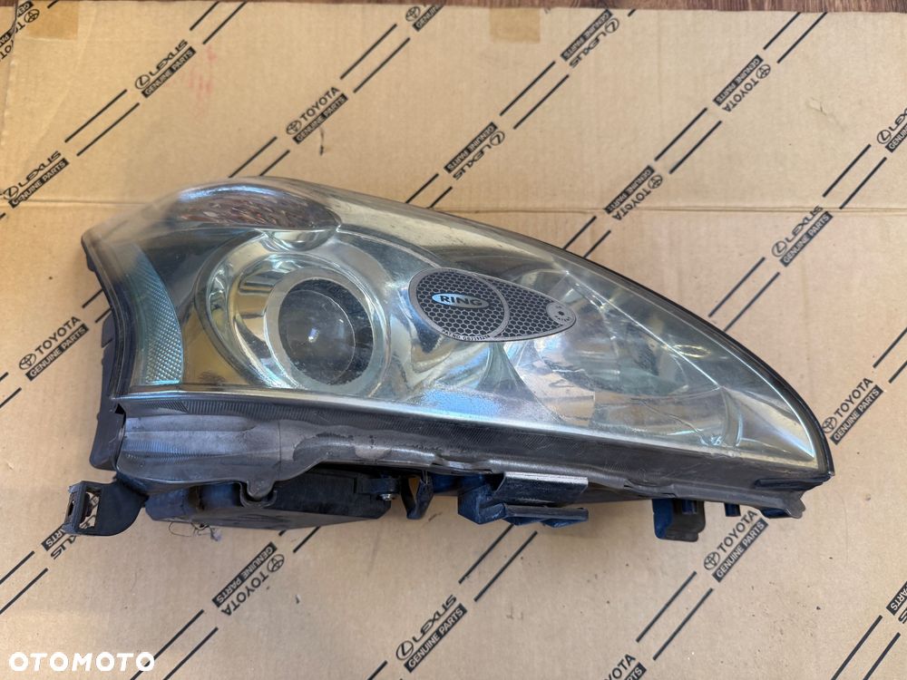 Lampa przednia prawa, lewa Lexus RX400h ANG 03-09r. - 1