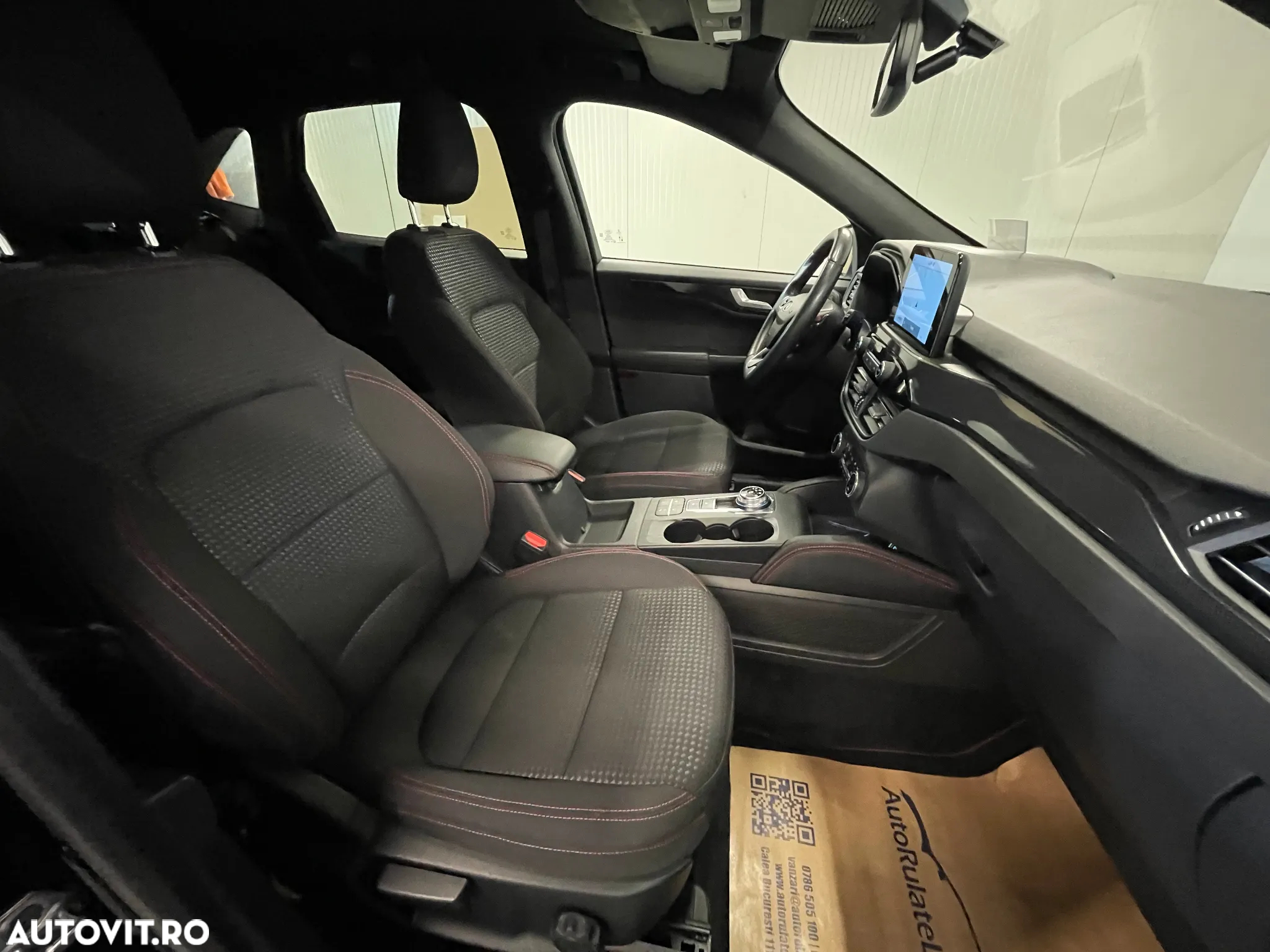 Ford Kuga 2.0 EcoBlue A8 AWD ST Line - 9