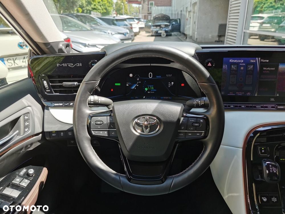 Toyota Mirai - 14