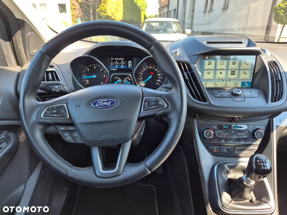 Ford Kuga 2.0 TDCi 4x2 Titanium - 8