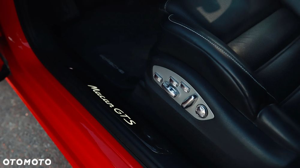 Porsche Macan 2022