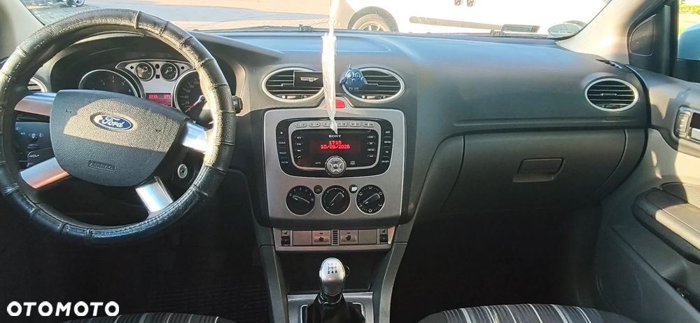 Ford Focus 1.6 Trend - 5