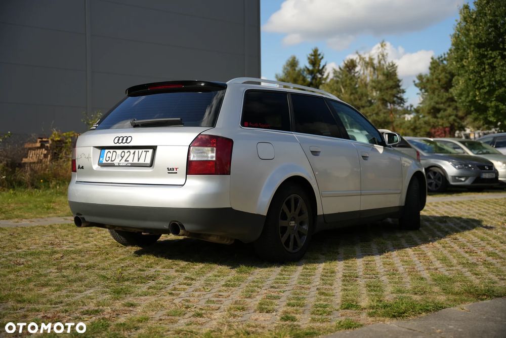 Audi A4 Avant 1.8T Quattro - 4