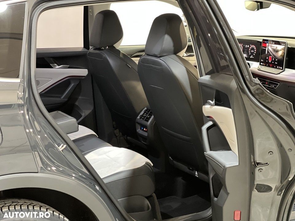 Volkswagen Tiguan - 38