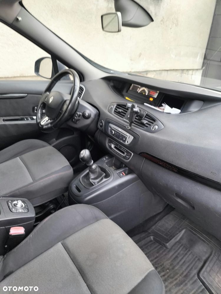 Renault Grand Scenic - 7