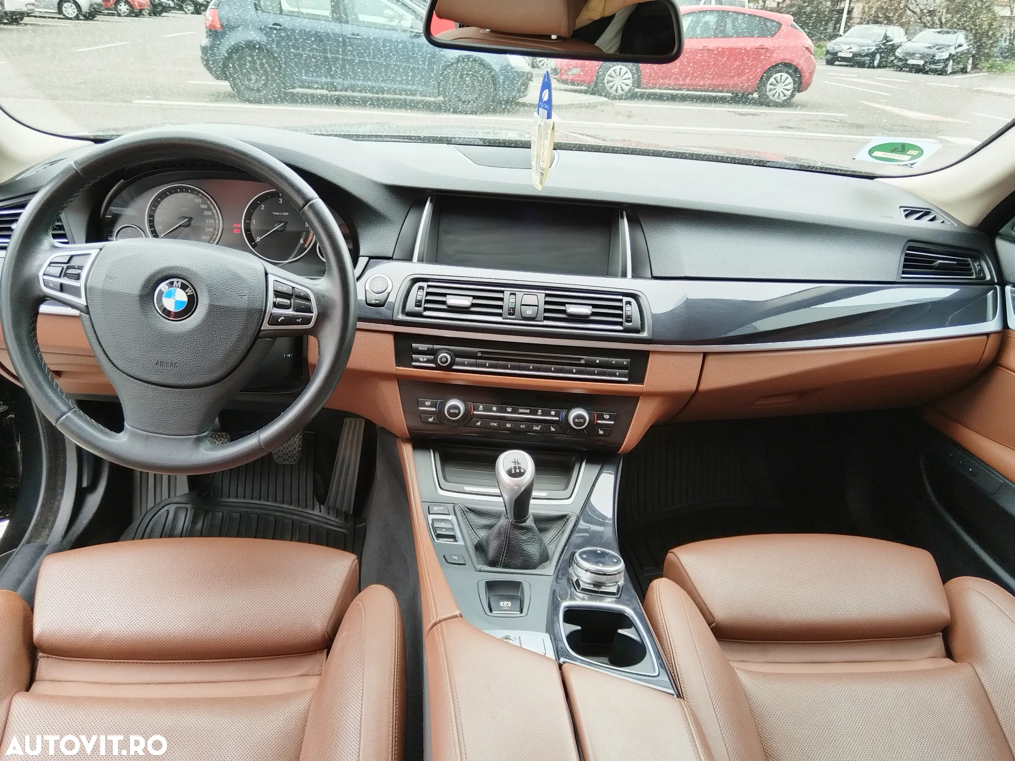 BMW Seria 5 520d Touring - 5
