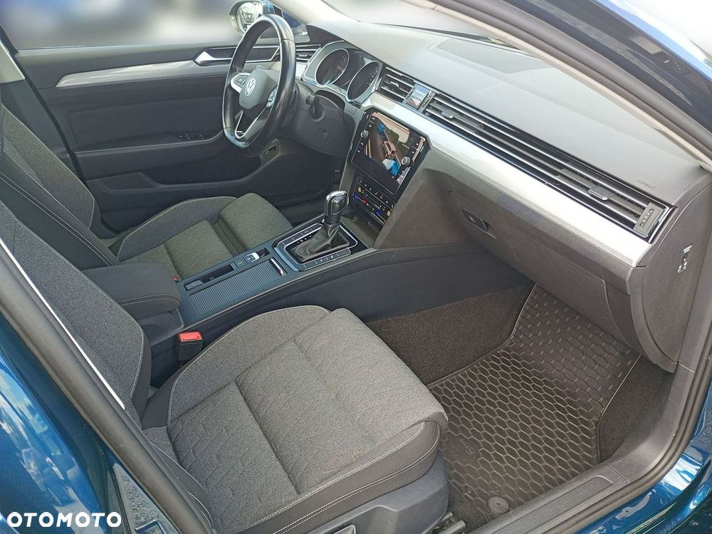 Volkswagen Passat Variant 2.0 TDI EVO Business DSG - 26