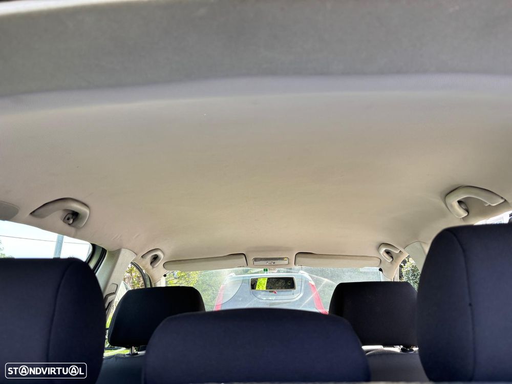 VW Polo 1.4 TDi Confortline - 17