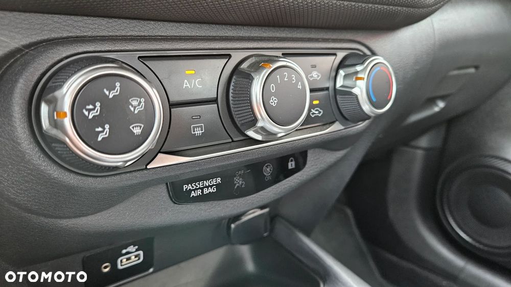 Nissan Juke DIG-T 117 DCT N-Connecta - 23