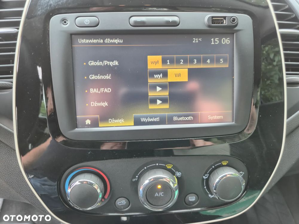 Renault Captur 1.2 Energy TCe Limited - 24