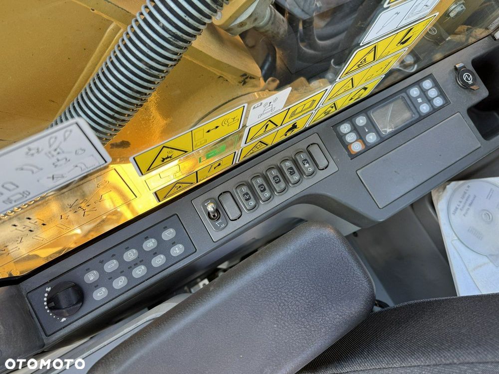 Caterpillar 320 EL Szybkozłącze Łyżka Skarpowa uchylna Waga 22tony - 23