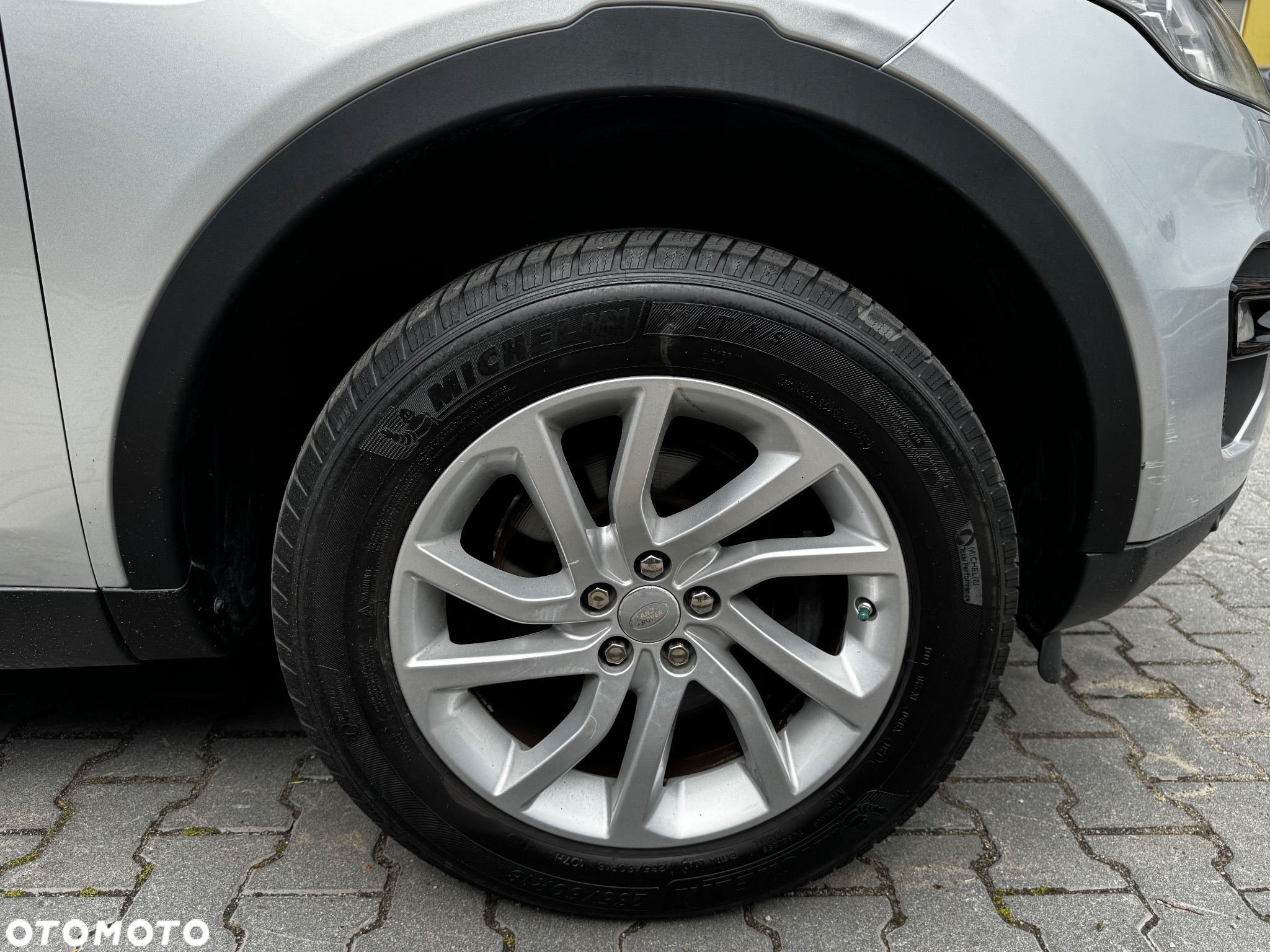 Land Rover Discovery Sport Si4 HSE - 26