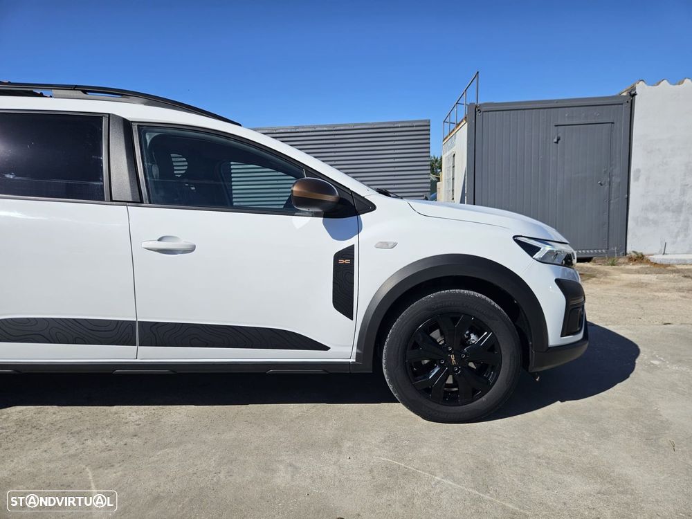 Dacia Jogger 1.0 TCe Extreme 7L - 10