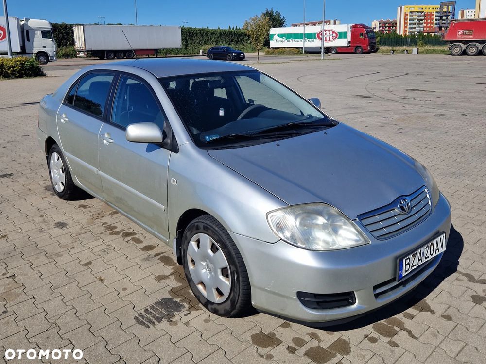 Toyota Corolla - 1
