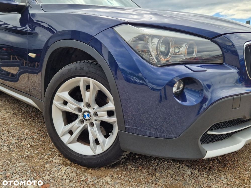 BMW X1 sDrive18i Sport Line - 24