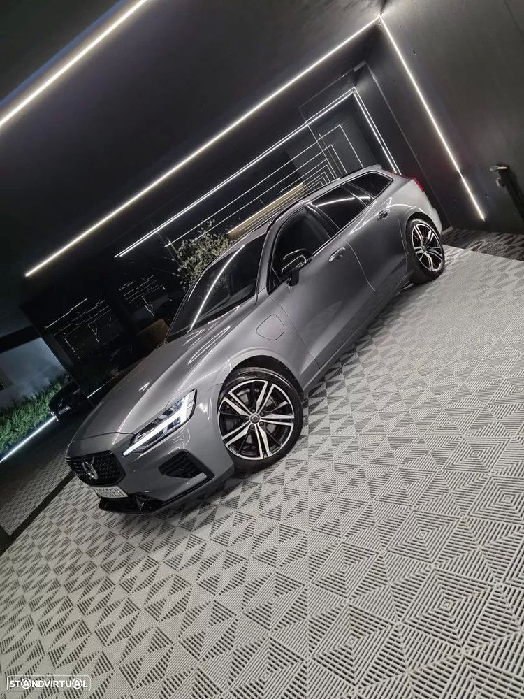 Volvo V60 2.0 T6 AWD TE R-Design - 11